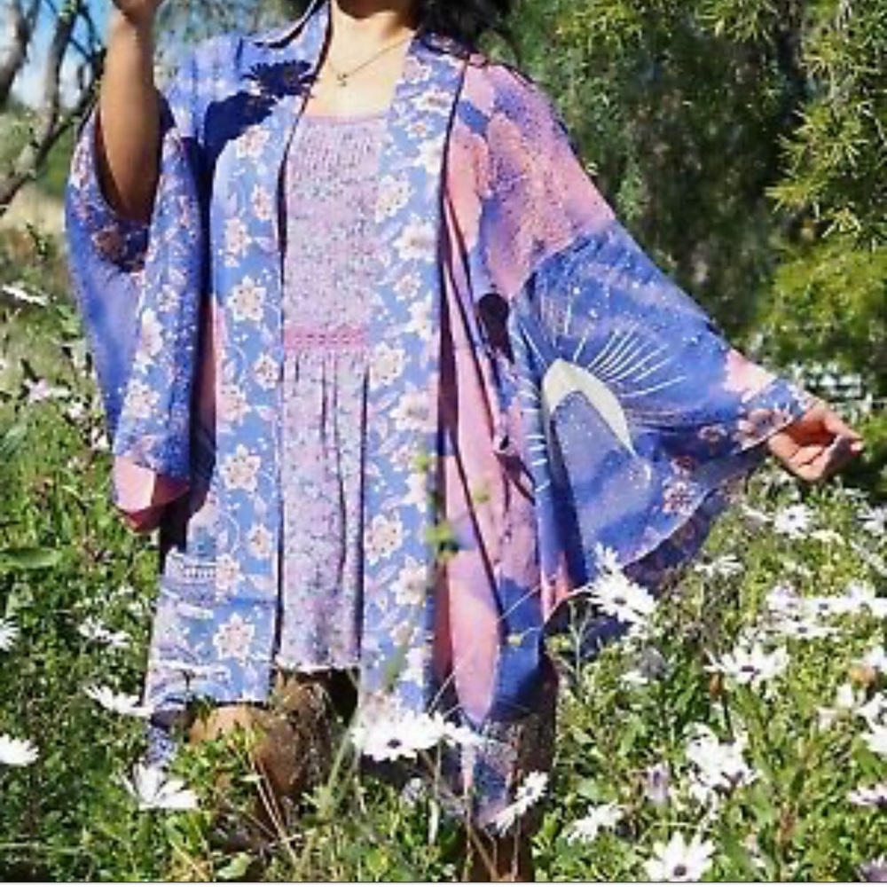 5โญ๏ธ FAV BESTSELLER NEW Celestial Luna Moon Short Boho Hippie Kimono Robe Coverup - Picture 6 of 13